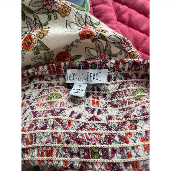 Patrons of peace formal summer shorts - Picture 4 of 4